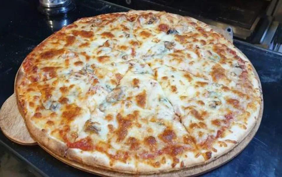 Pizza Medium Forest