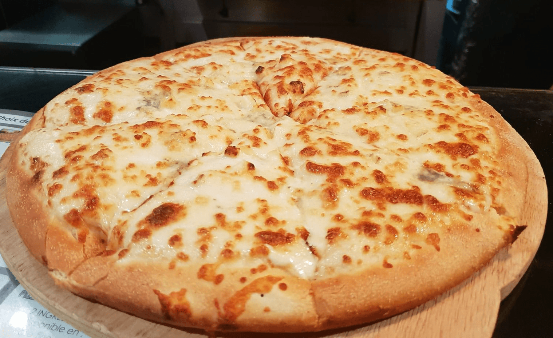 Pizza Small Full Cheese