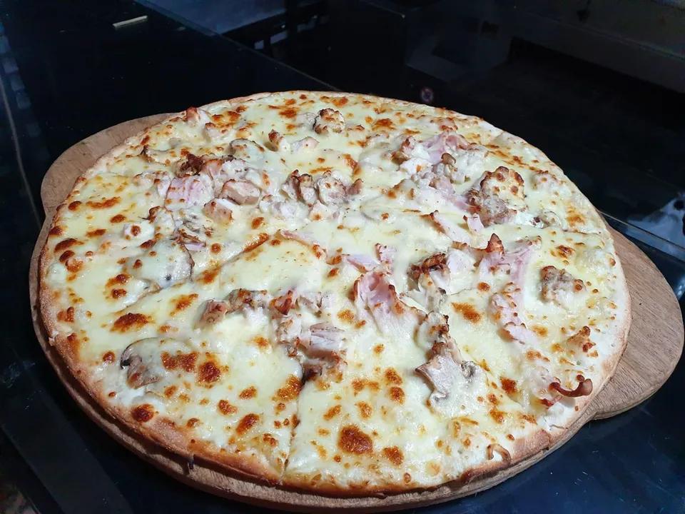 Pizza Medium Chicken-Chika