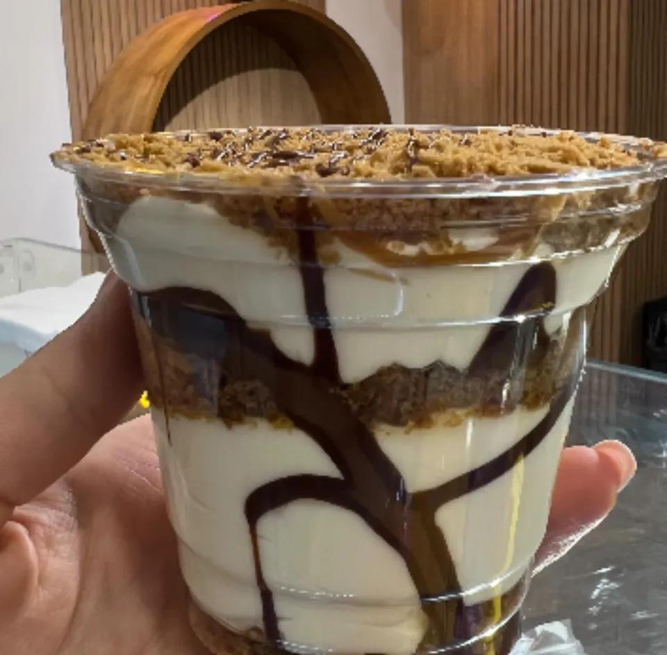 STRAWBERRY DUBAI