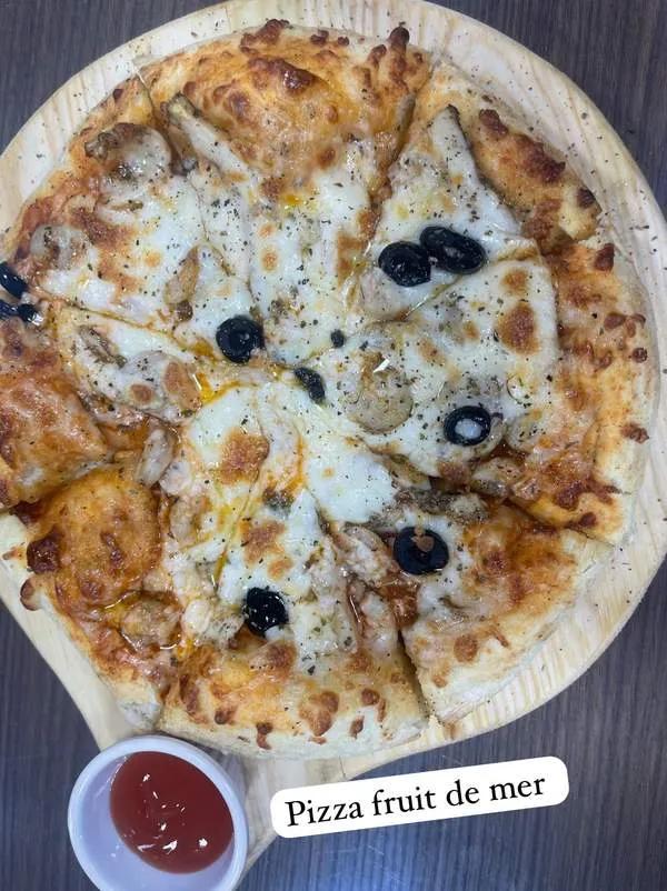 Pizza Fruits De Mer