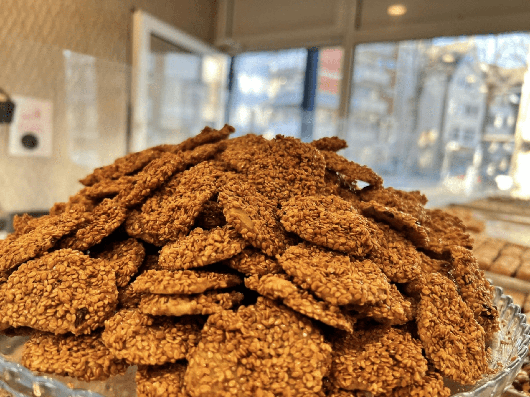 برازق بالجلجلان (100g)