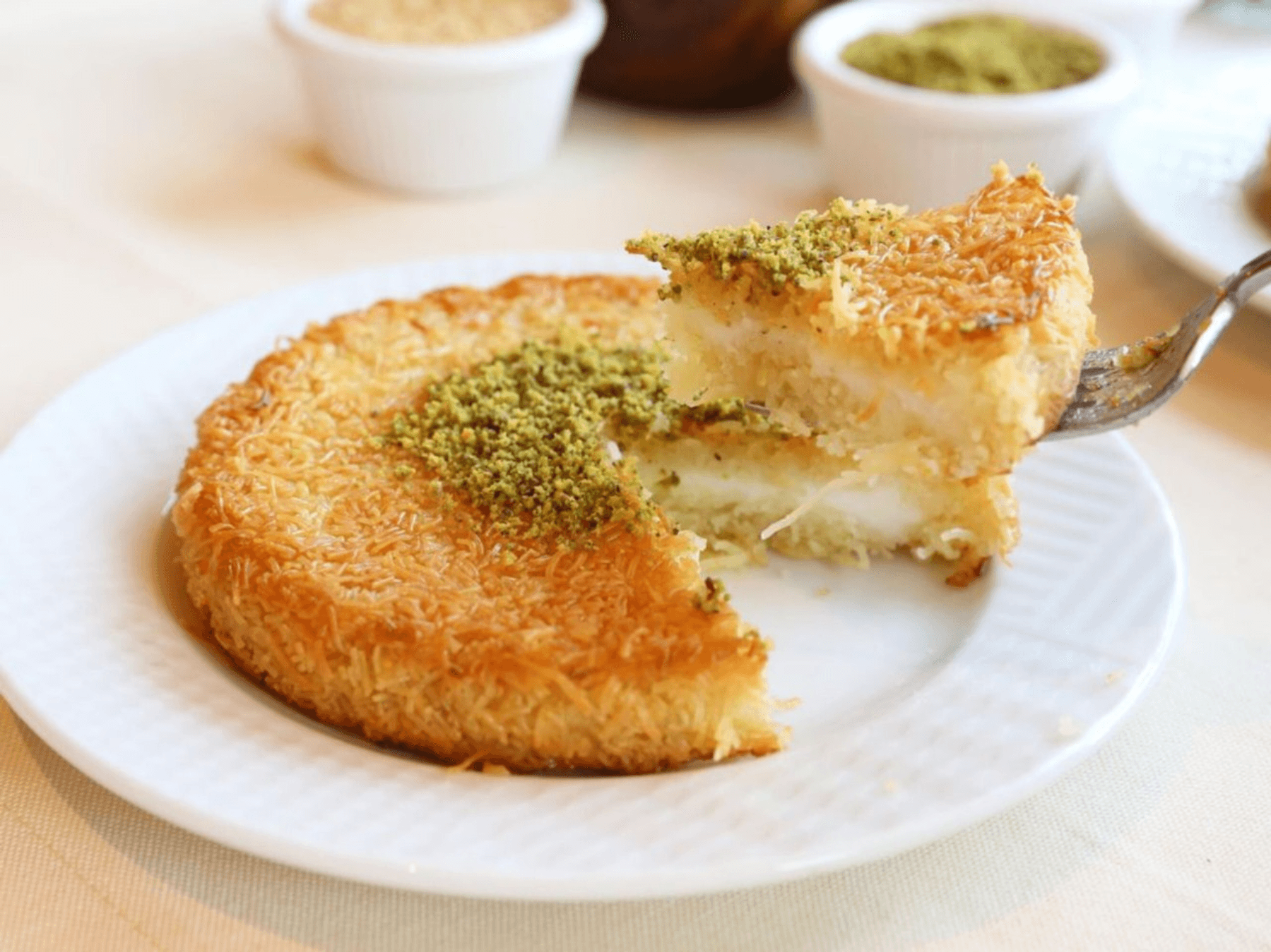 كنافة خشنة بالقشطة