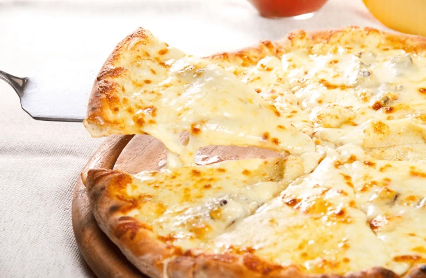 Pizza 4 Fromages