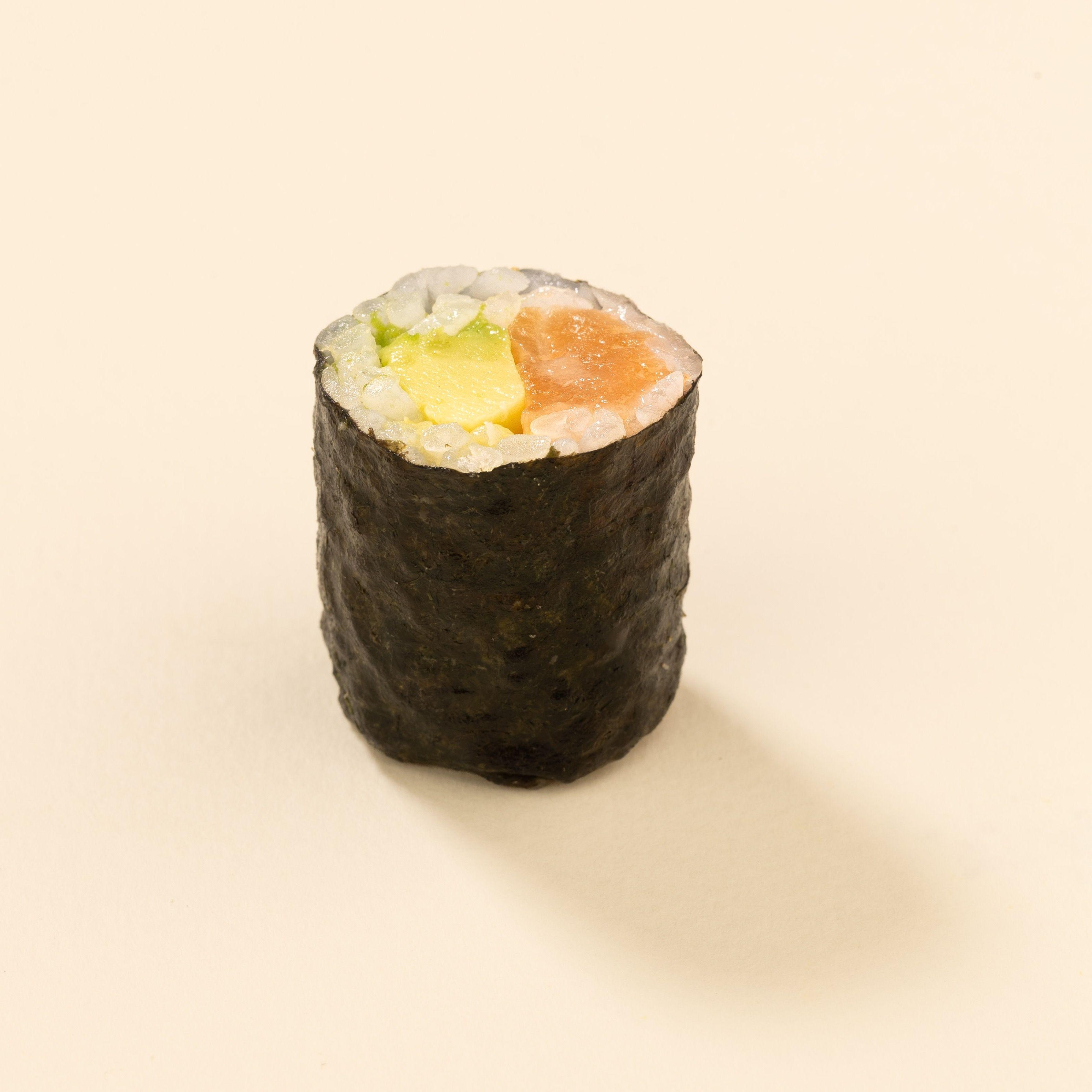 Maki saumon avocat