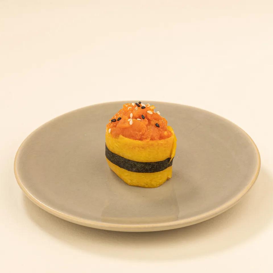 Gunkan Saumon Mangue