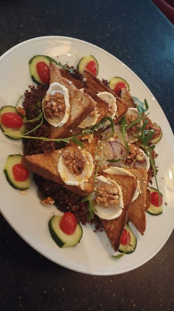 Salade Chèvre Chaud Miel Et Noix