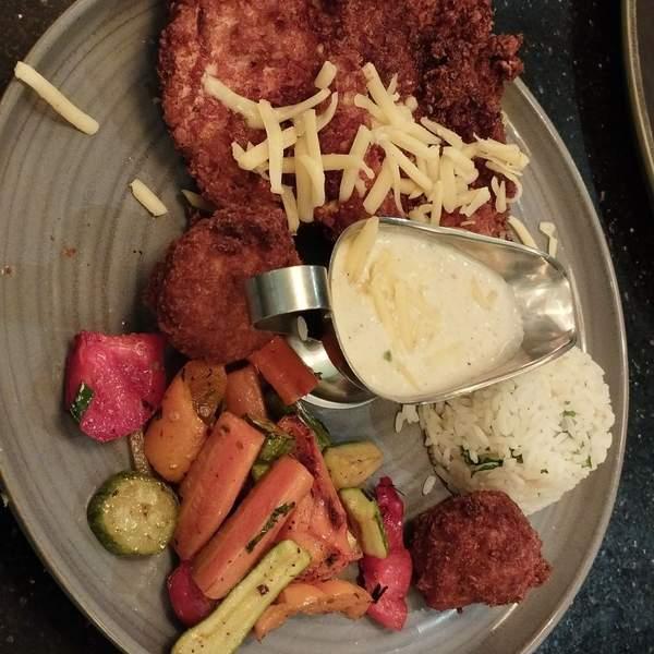 Escalope De Poulet à La Sauce Fromage