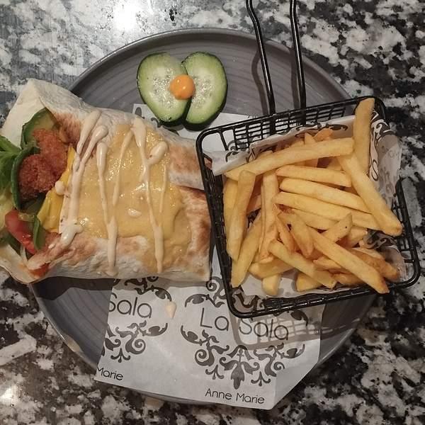 Burritos Cordon Bleu + Frites