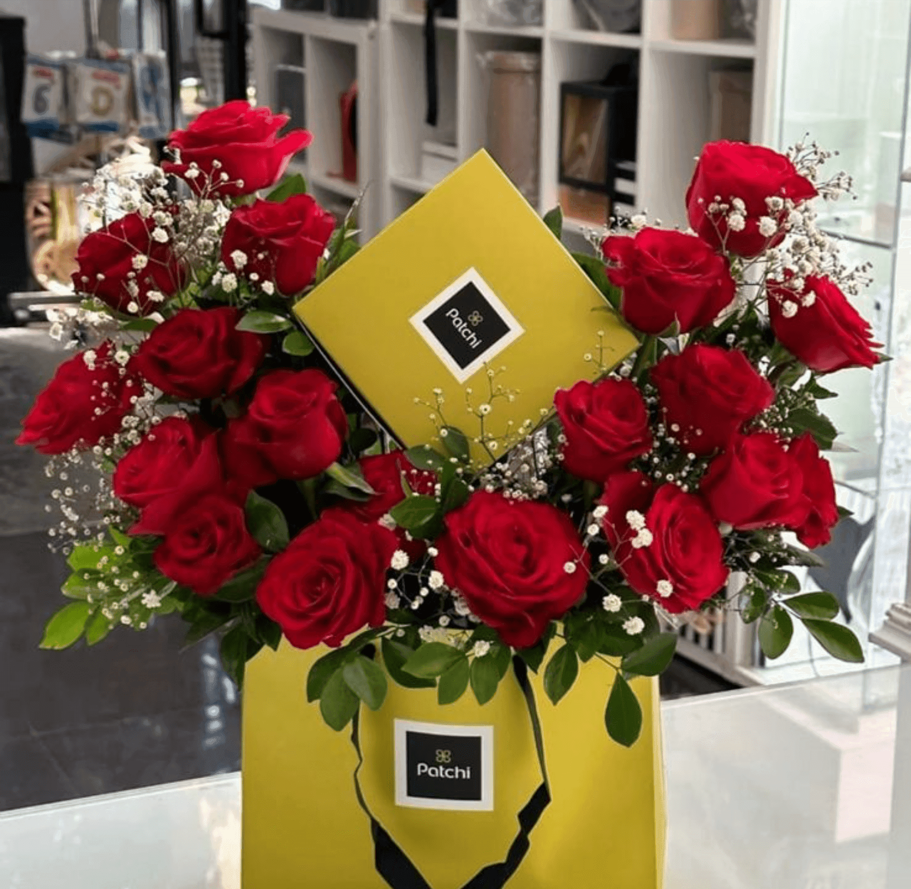 Fleurs Avec Chocolat Patchi