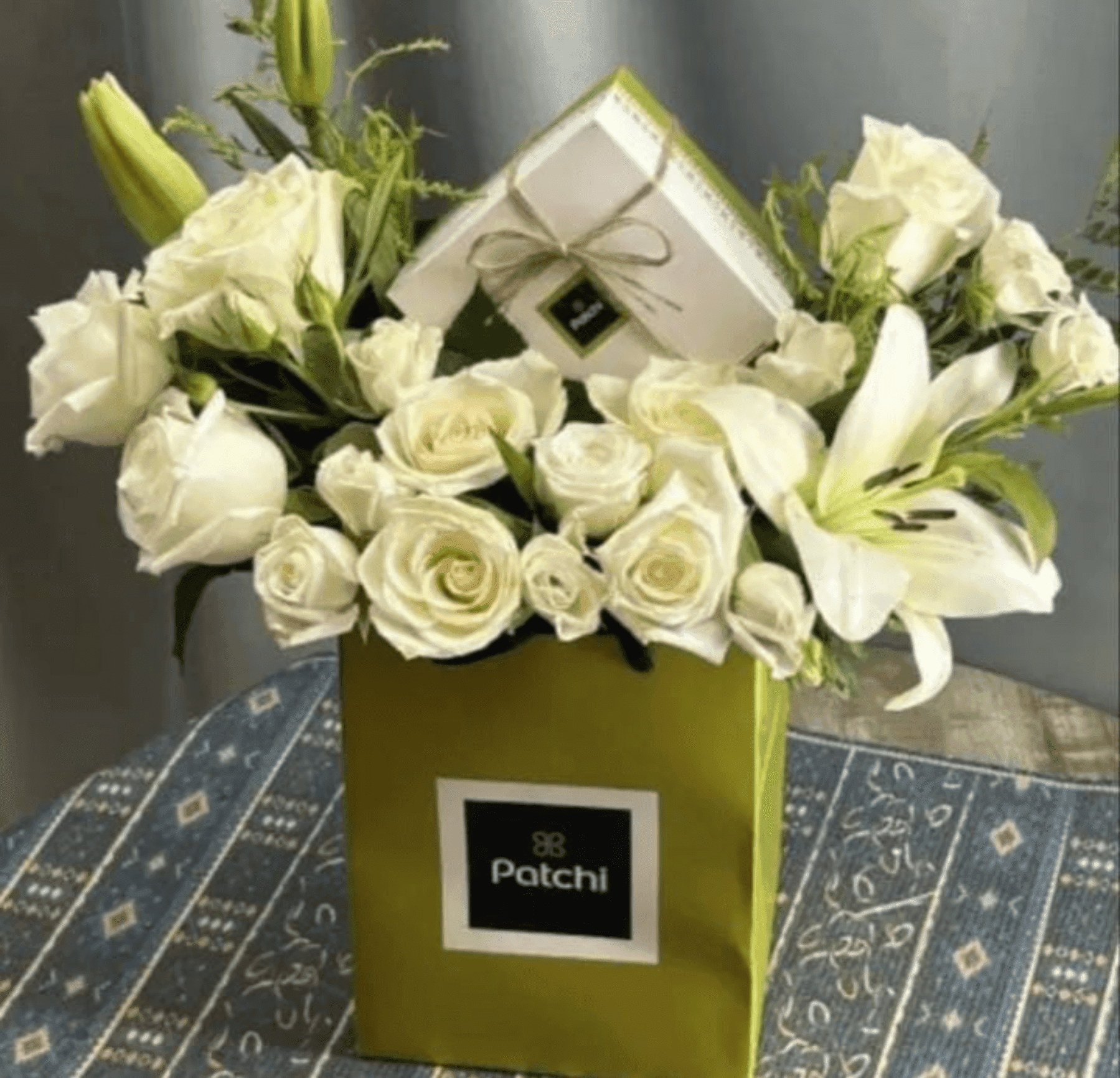 Pack chocolat Patchi avec les roses