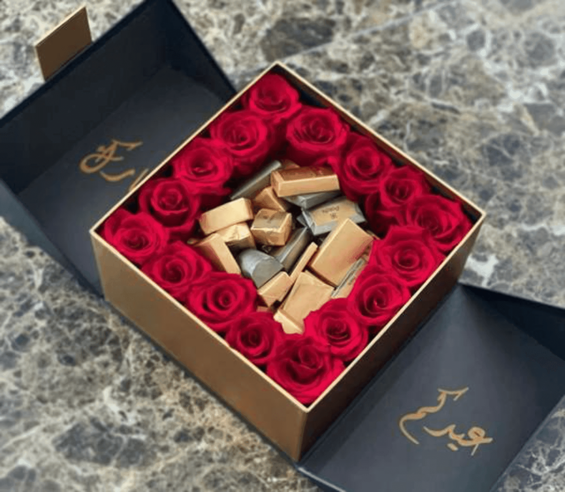 Boite fleurs WITHLOVE avec chocolat Patchi