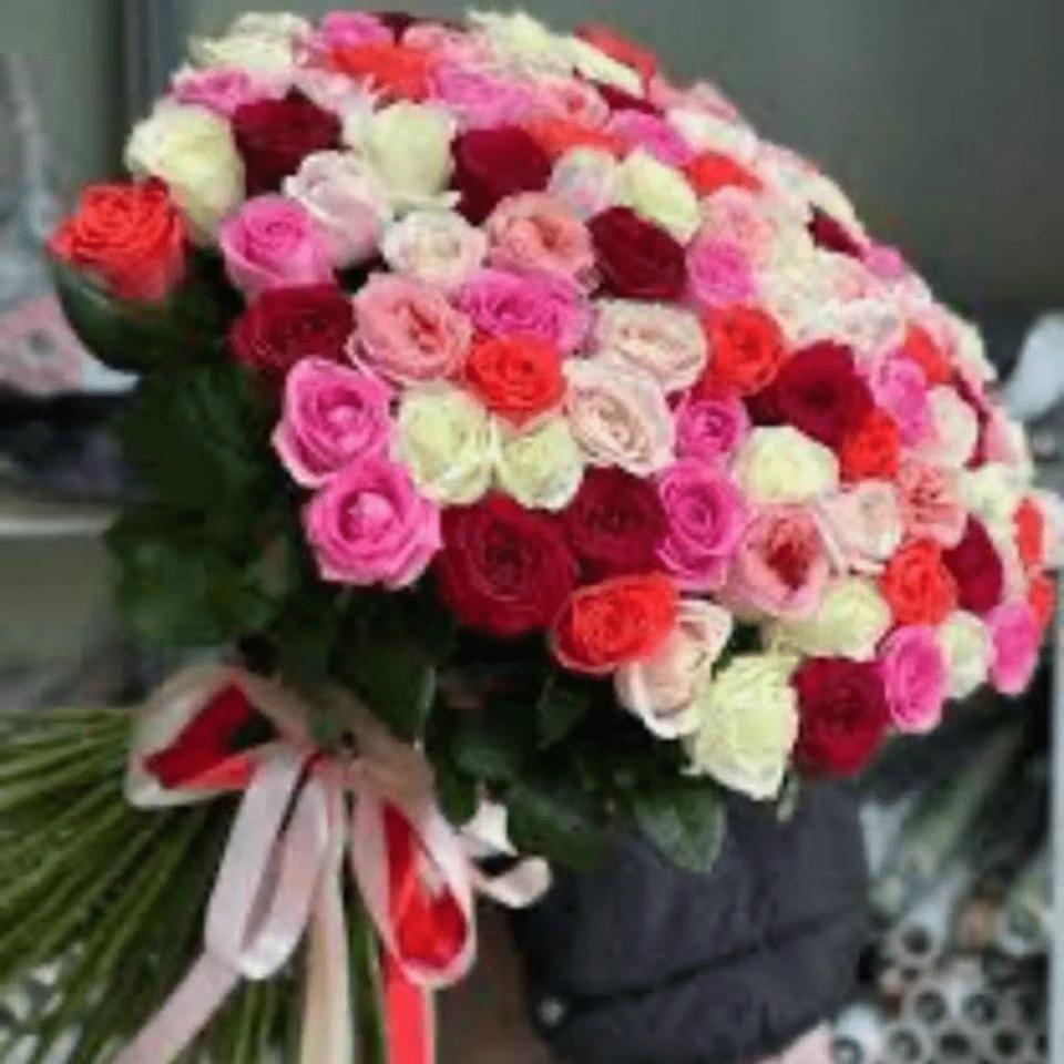 Bouquet de 100 roses mélange