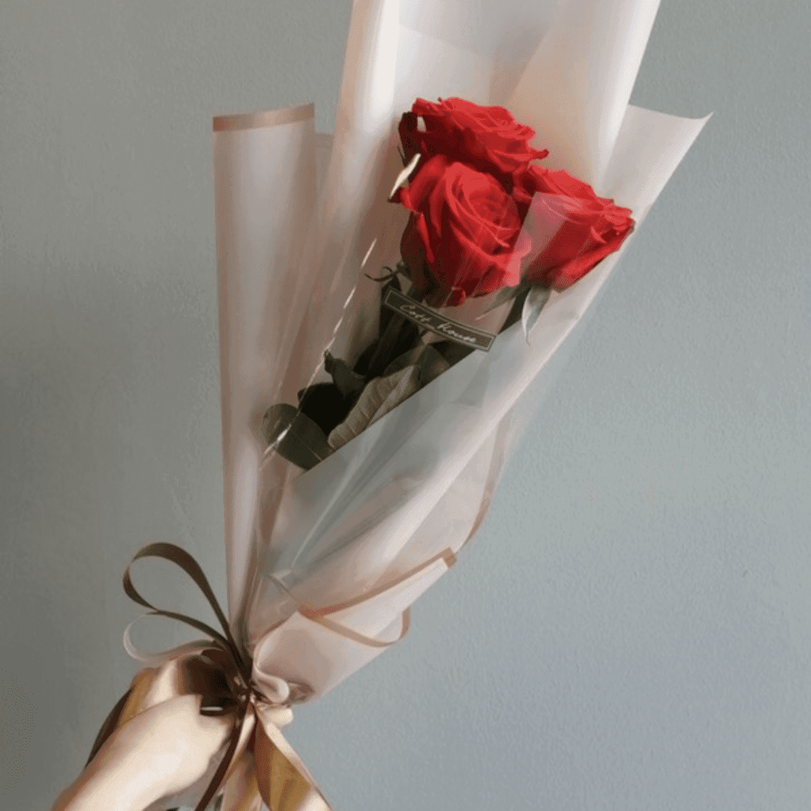Petit bouquet de 3 roses rouges