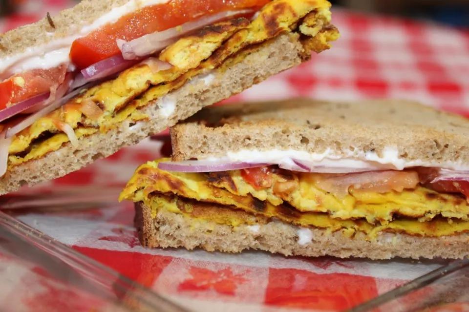 Bocadillo Omelette