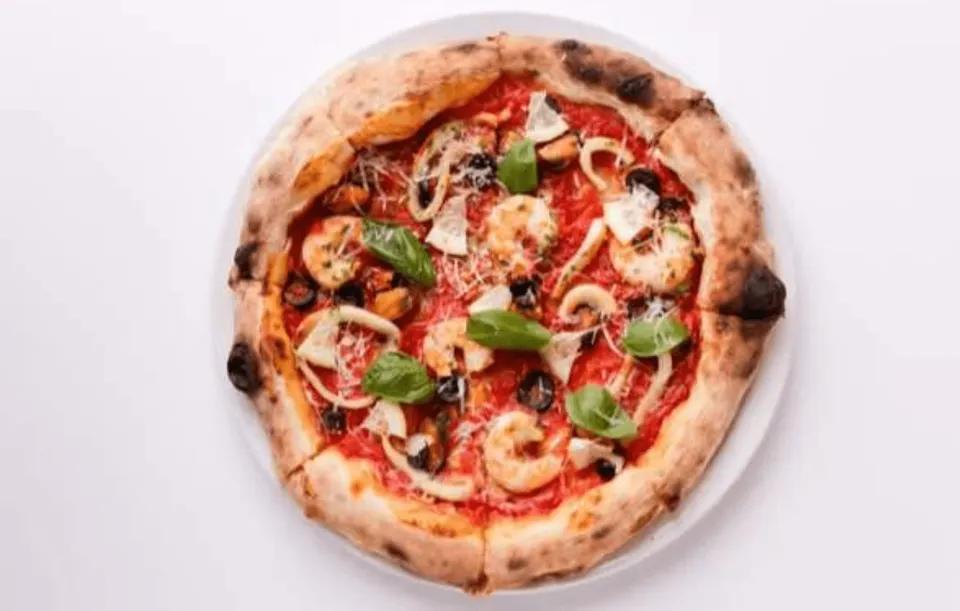 Pizza Fruits De Mer - Moyenne