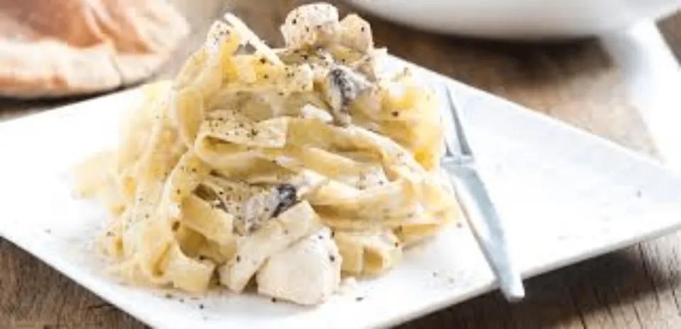 Tagliatelle Alfredo Crispy