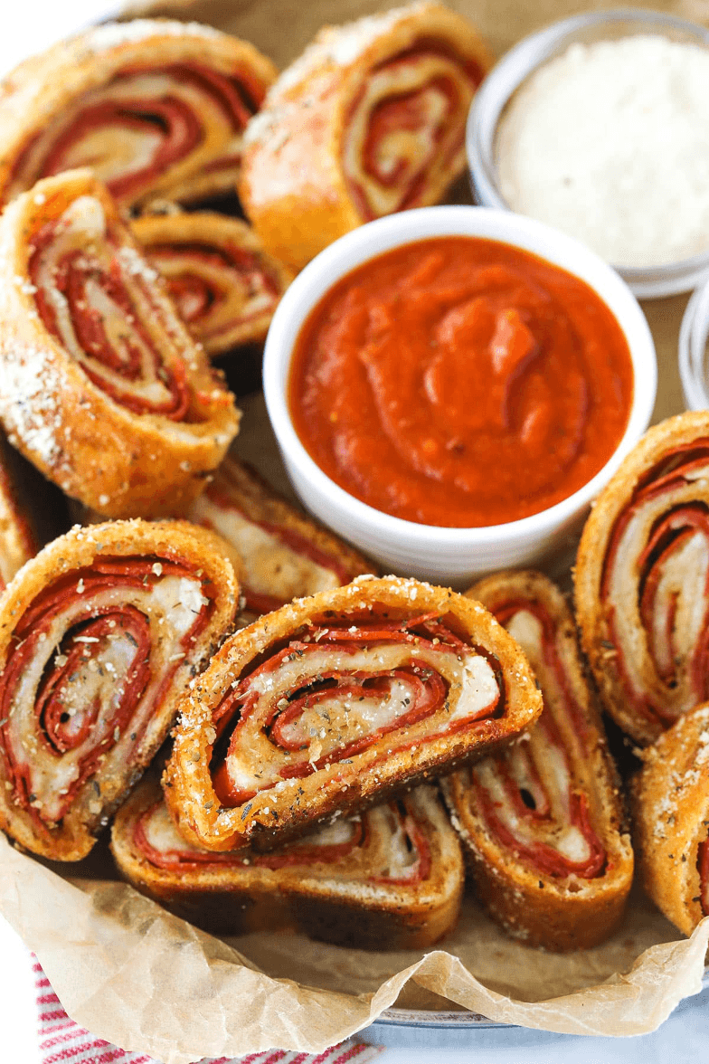 Pepperoni Rolls (8 PCS)
