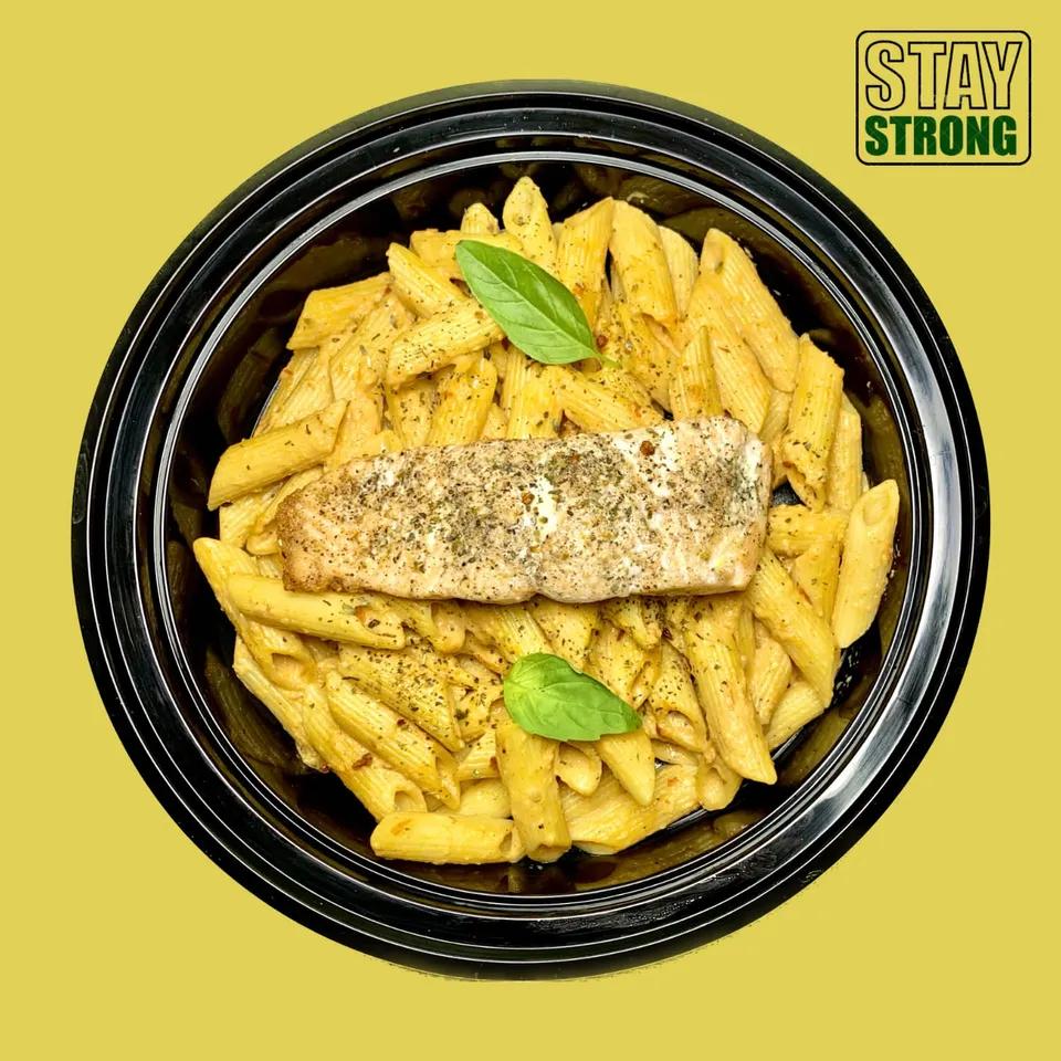 Salmon pasta