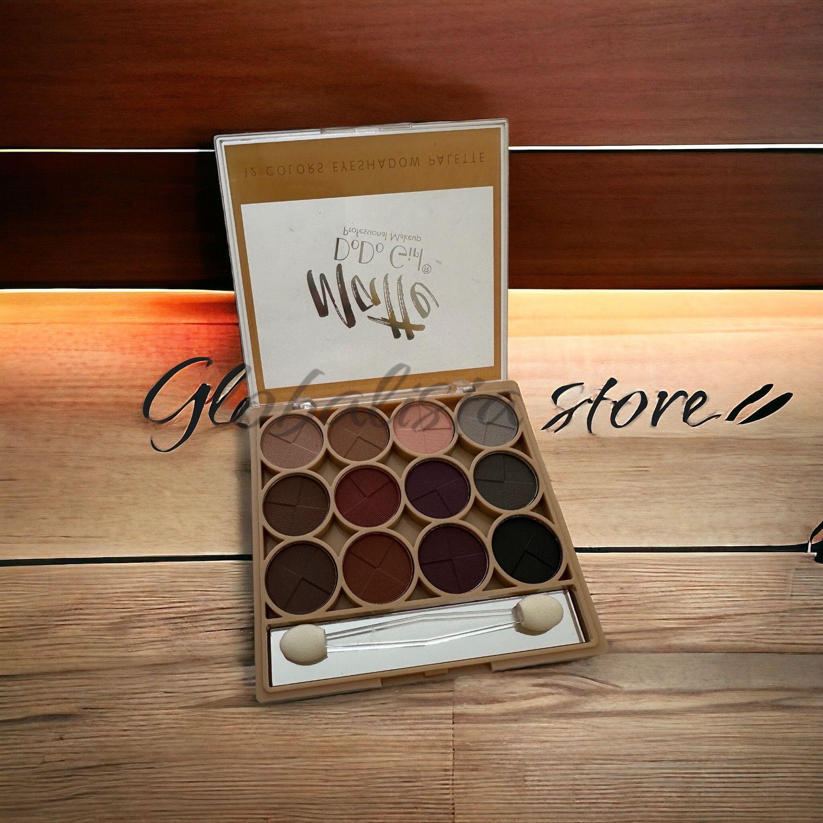 Palette eyeshadow colorée