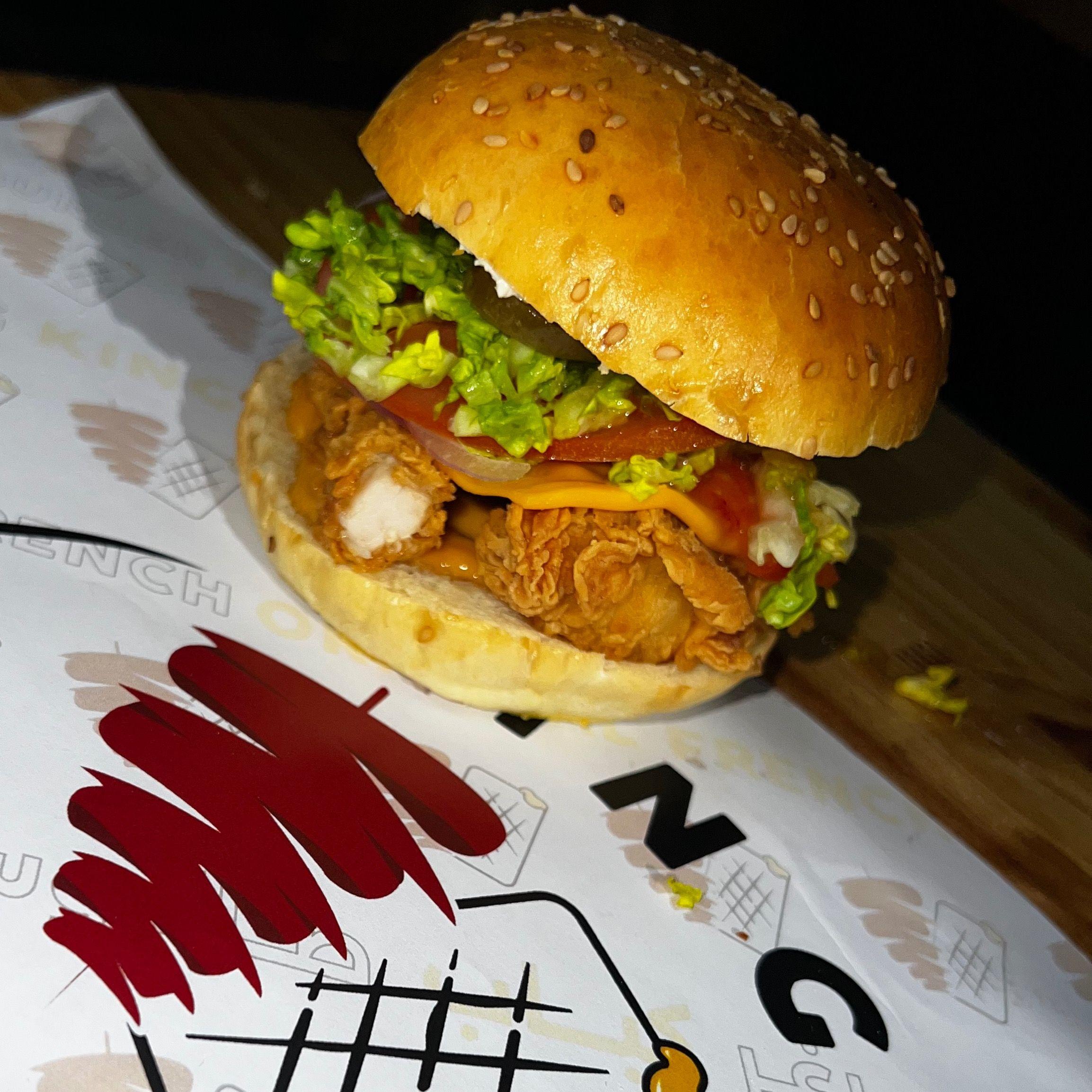 Burger Chicken Crispy Hot