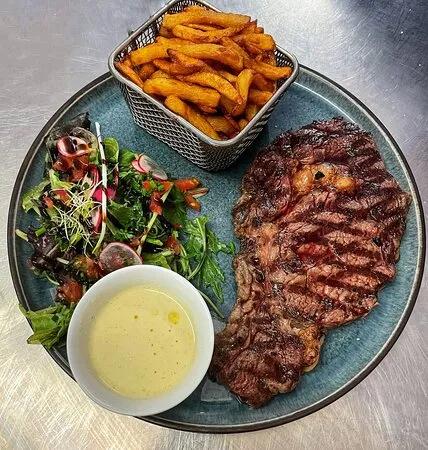 Plat Entrecôte grillée à la crème