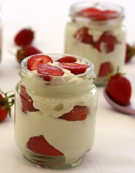 Génoise Vérine Fraise