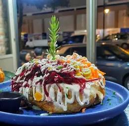 Kumpir Salata