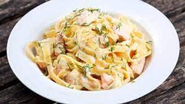 Tagliatelle Al Salmon