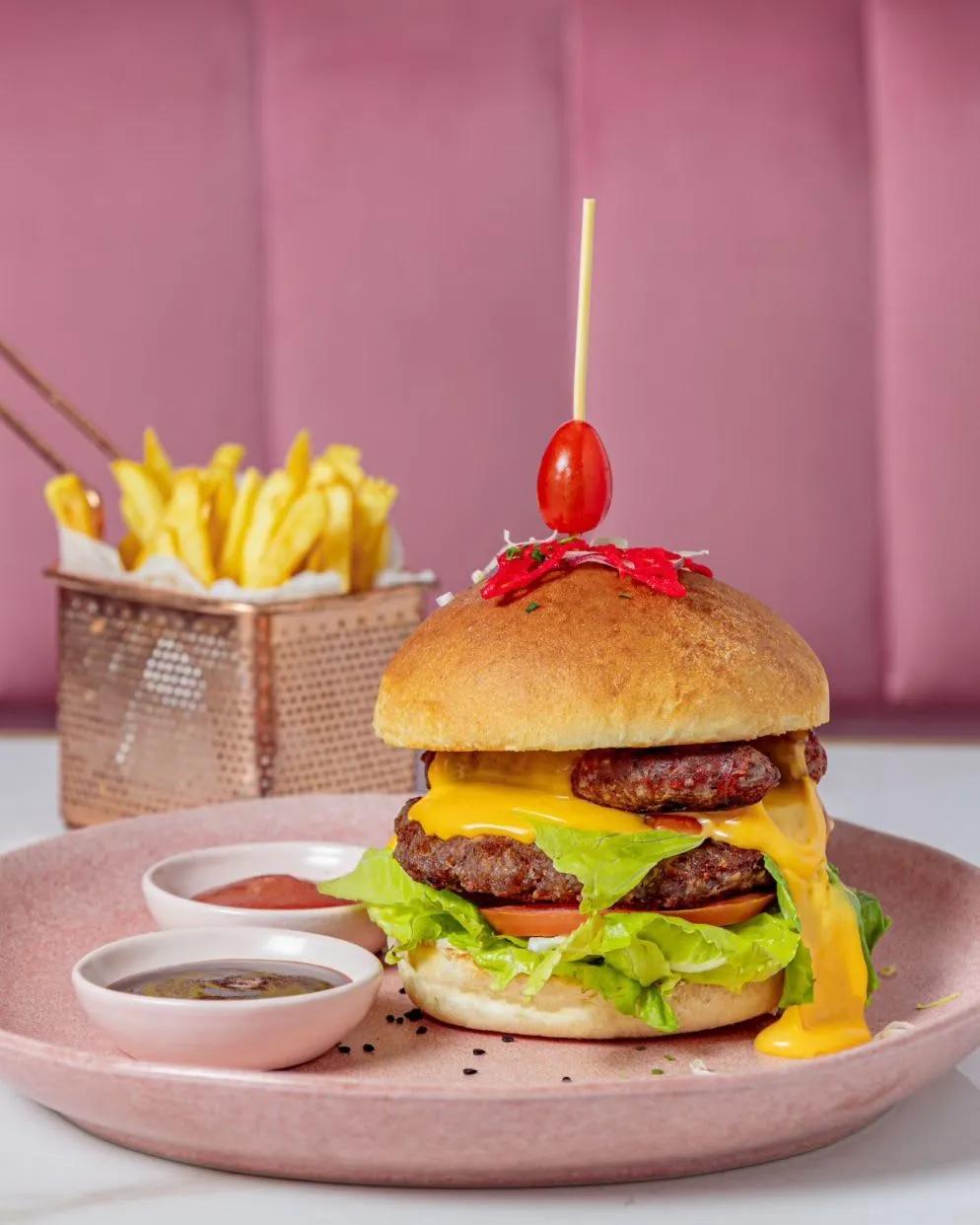 Kiki's Cheesy Burger