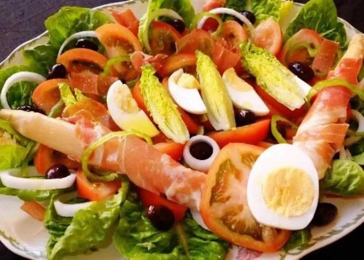 Ensalada Aragonesa De Atun