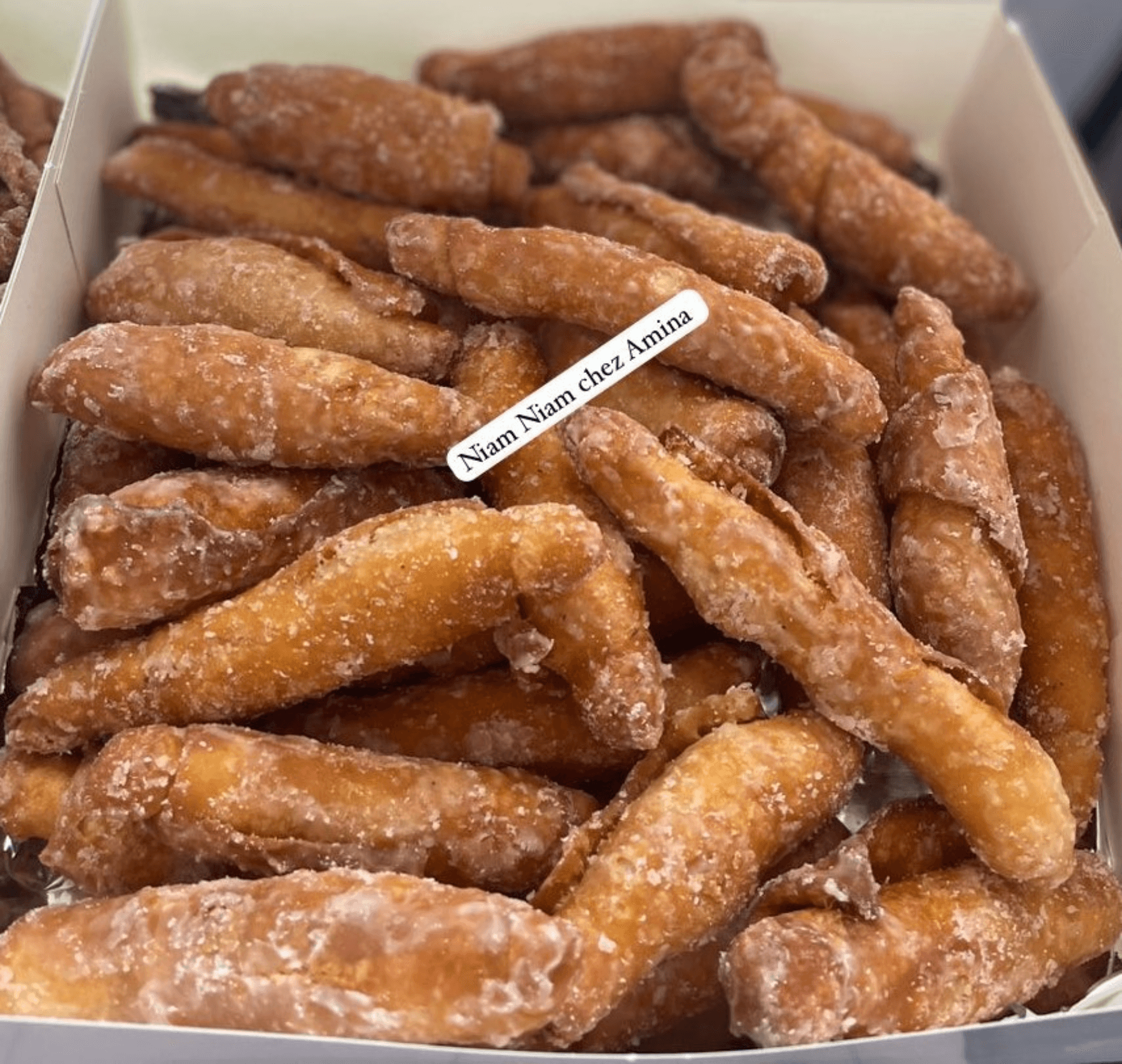 Barquette de fourrées au coco et merveilles