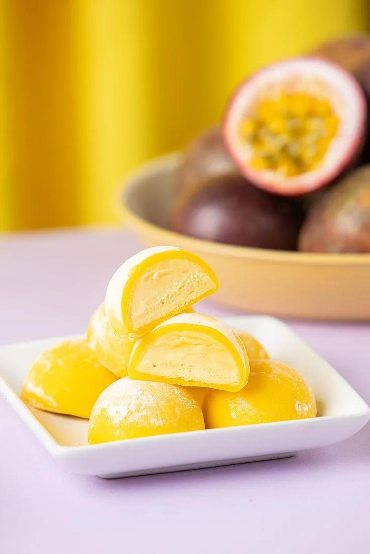 Mochi Mousse Passion Coulant