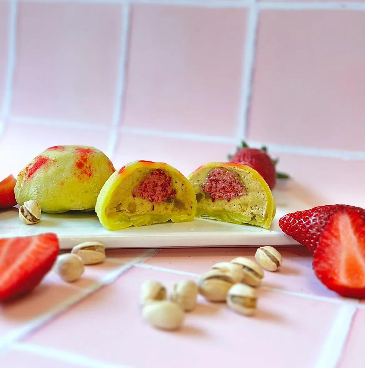 Mochi Pistache Croquant Fraise