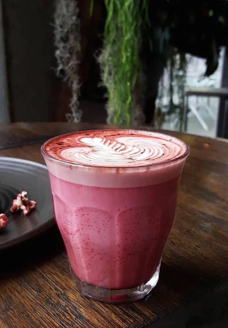 Red Fruits Frappuccino