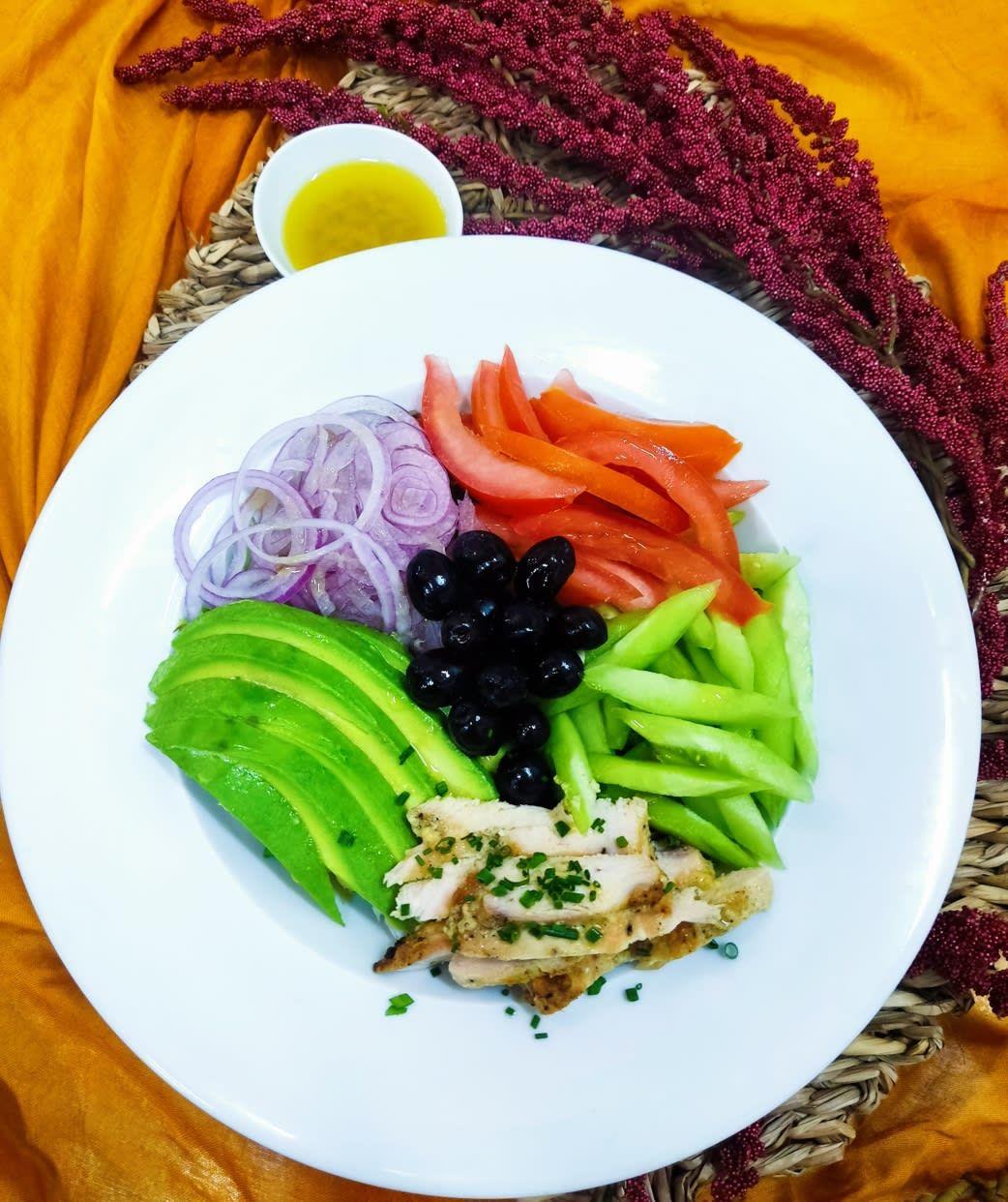 Mediterranean chicken salad