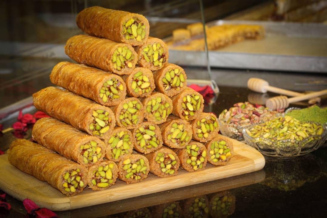 مبرومة بالفستق الحلبي