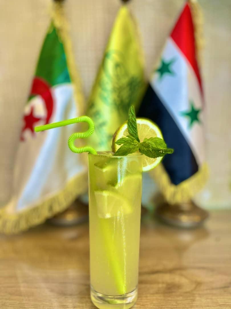 عصير ليمون طبيعي