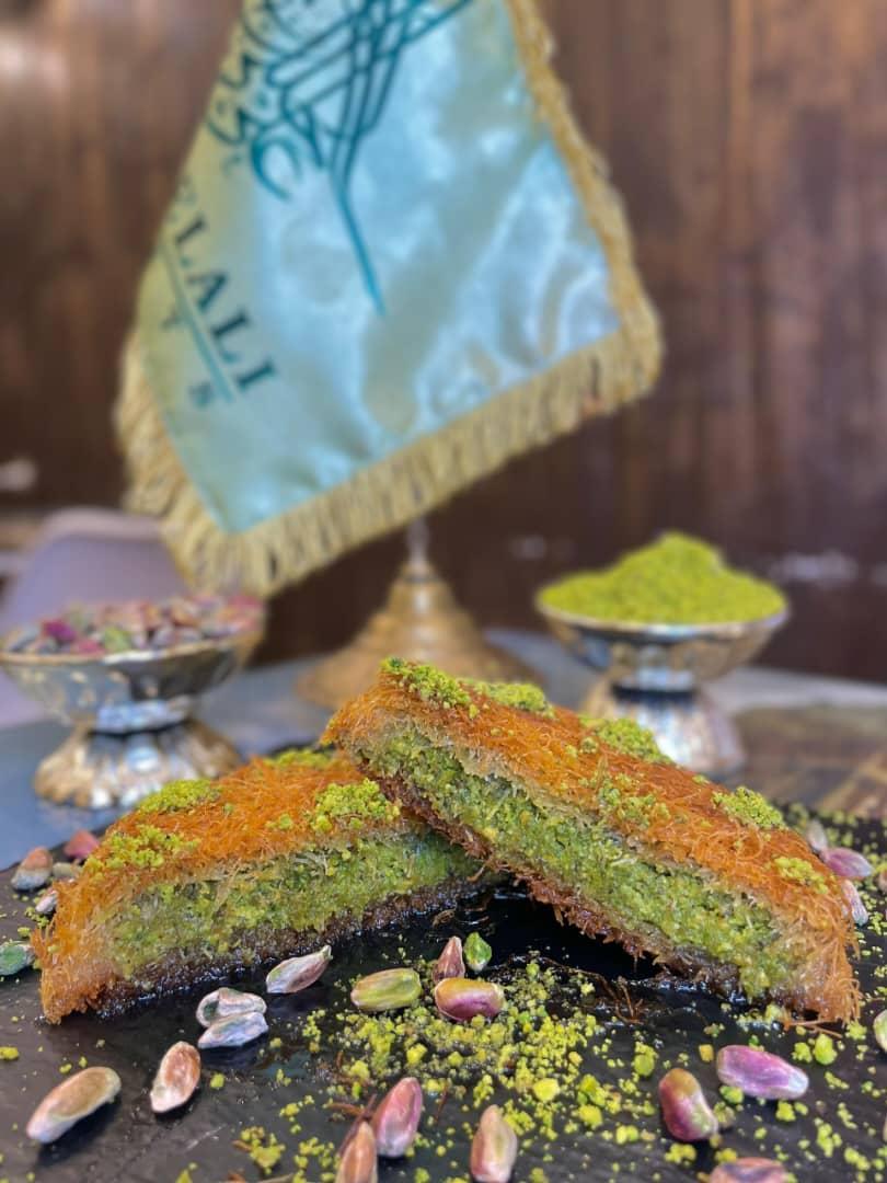 كنافة بالفستق الحلبي