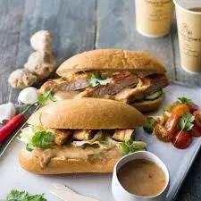 Petit Pain Escalope