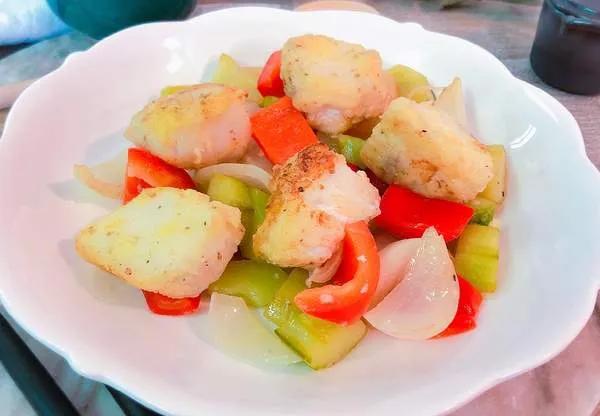 Wok Poisson Blanc Aigre Doux