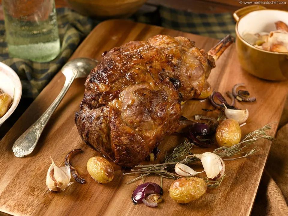 Epaule D'Agneau Rôti Au Feu De Bois