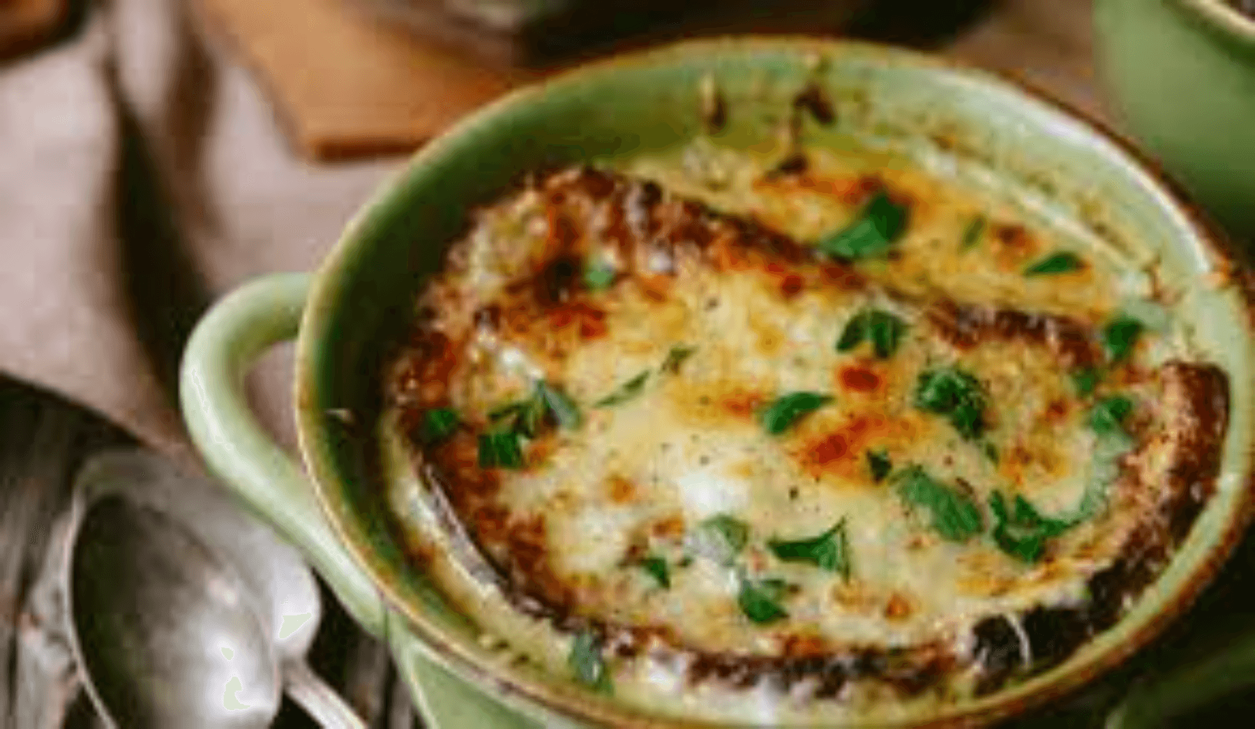 Soupe d'Oignon Gratiné