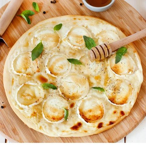 Pizza Camembert
