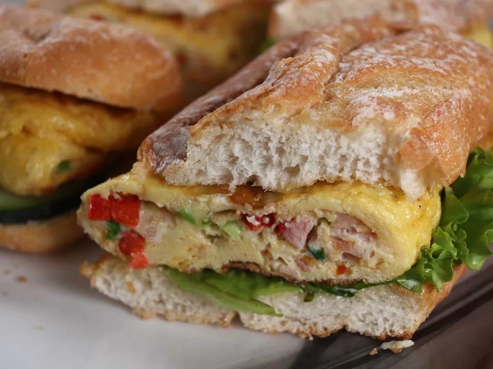 Sandwich Omelette Poulet