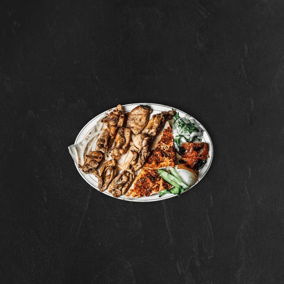 Plat Brochettes De Cuisse De Poulet