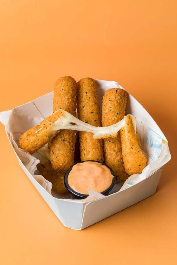Mozzarella Sticks