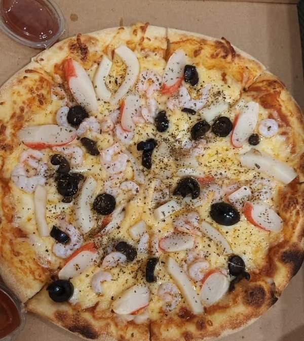 Pizza Fruits De Mer