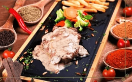 Steak De Bœuf Au Sauce Champignion