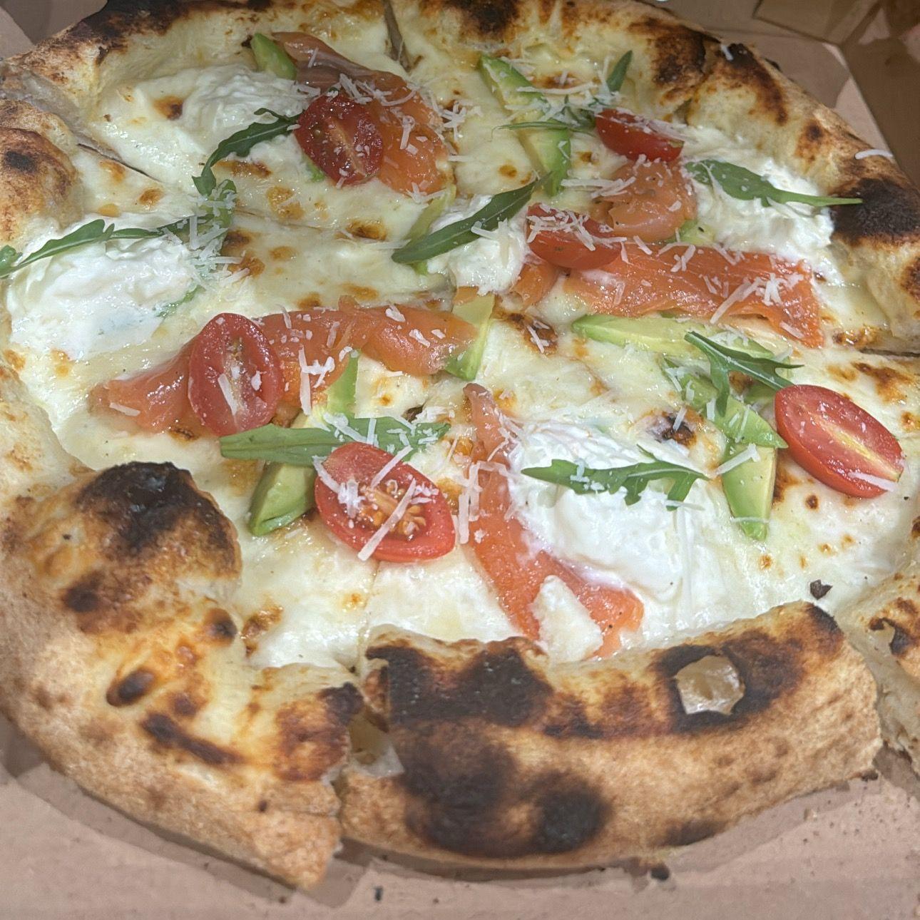 Pizza Saumon straciatella